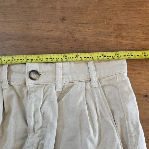 Free People Billie Chino Shorts Pleated Khaki Size 0 - Picture 6 of 9